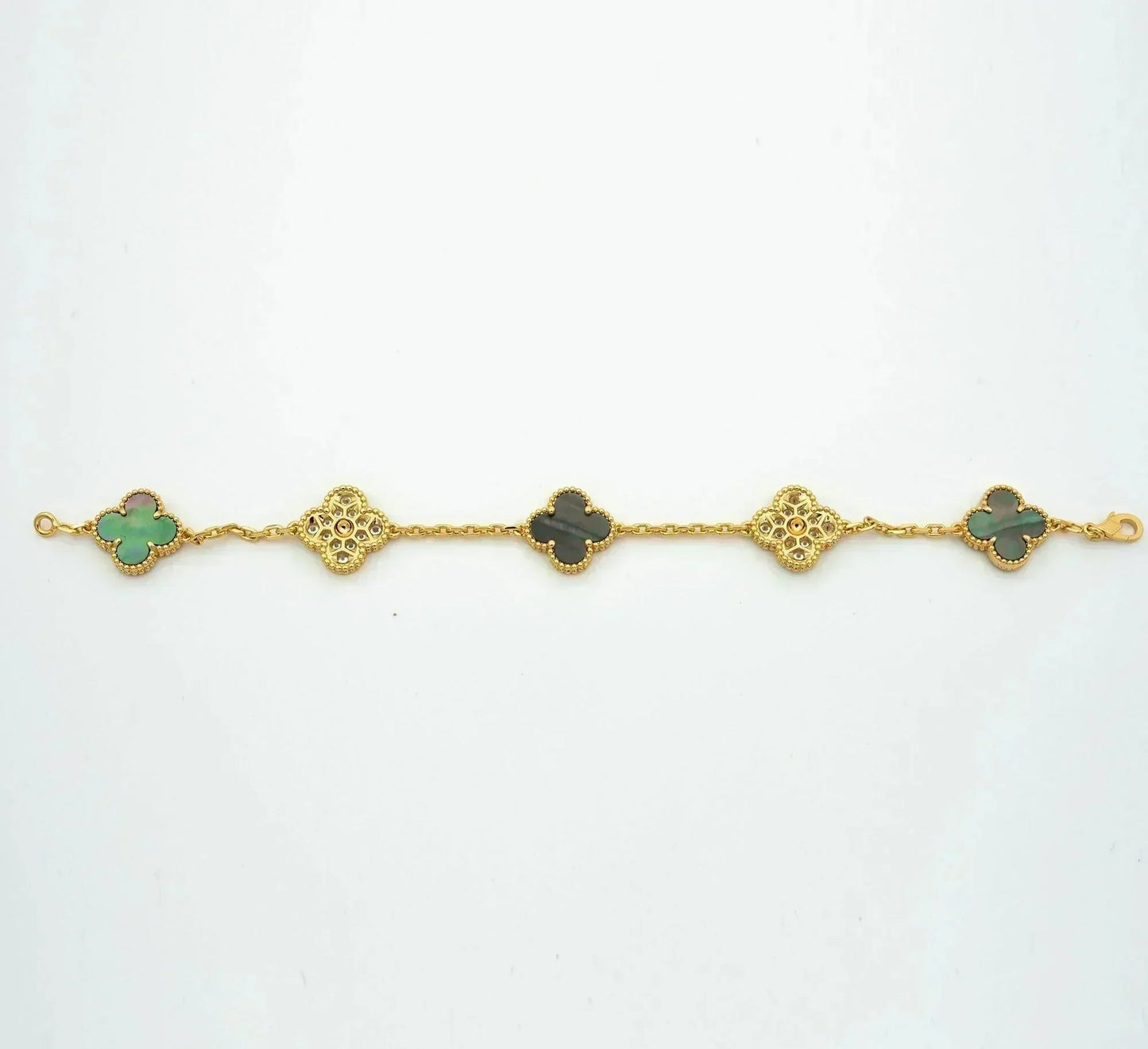 [Auraecho] CLOVER 5 MOTIF GRAY MOP BRACELET COLLECTION