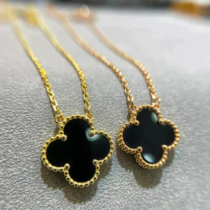 [AuraEcho]CLOVER 15MM BLACK ONYX SINGLE FLOWER NECKLACE
