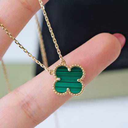 [AuraEcho]CLOVER 15MM MALACHITE SINGLE FLOWER  NECKLACE