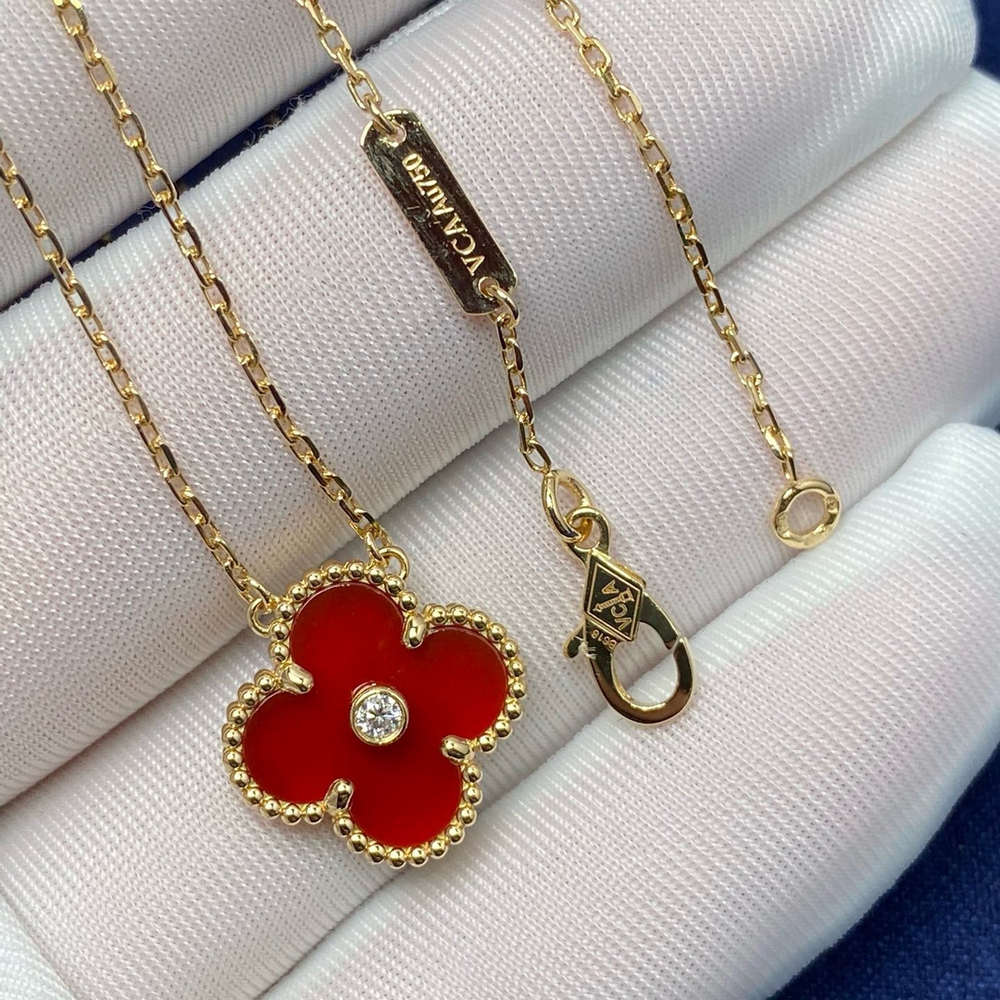 [AuraEcho]CLOVER 15MM DIAMOND CARNELIAN NECKLACE