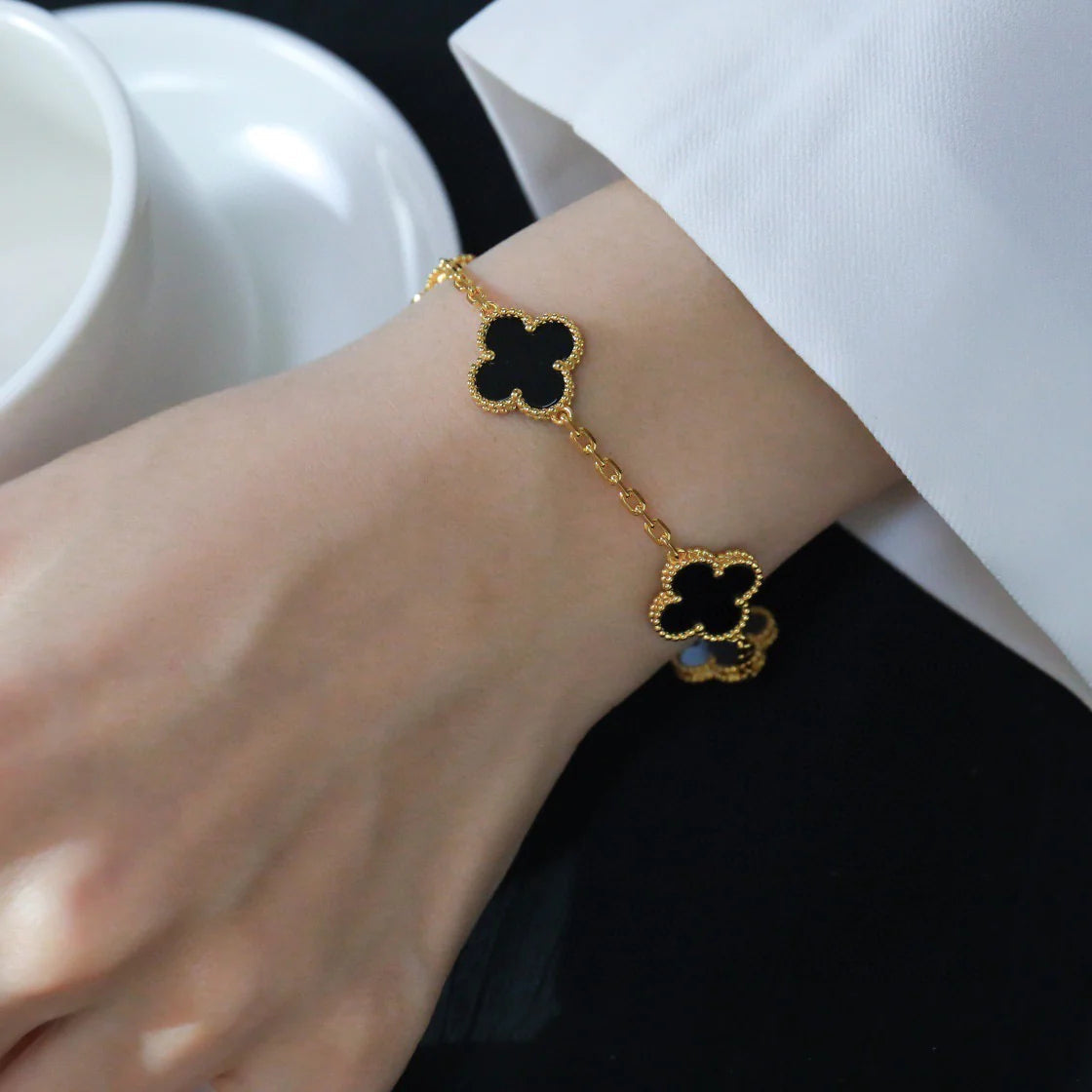 [AuraEcho]CLOVER  5 MOTIFS BLACK ONYX BRACELET