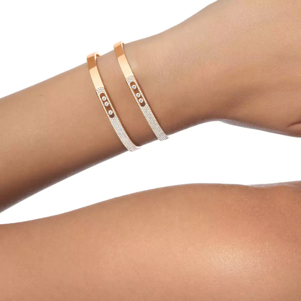 [AuraEcho]Move Noa Rose Gold Pavé Diamond Bangle Bracelet