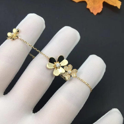[AuraEcho]FRIVOLE GOLD 5 FLOWERS BRACELET